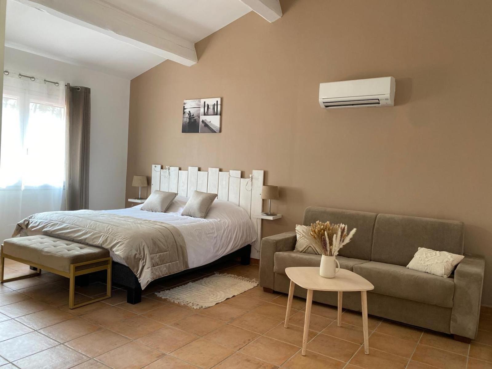 La Maison Du Castellet Ле Кастеле Екстериор снимка